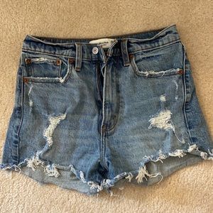 Abercrombie & Fitch High Rise Mom Short